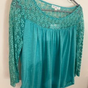 NWT Lovefire shirt size M